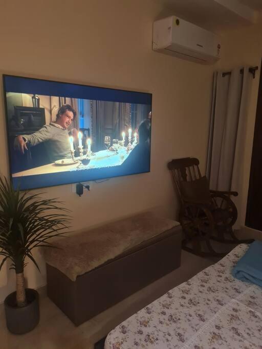 Apartment A Luxury Abode In The Heart Of South Delhi! *