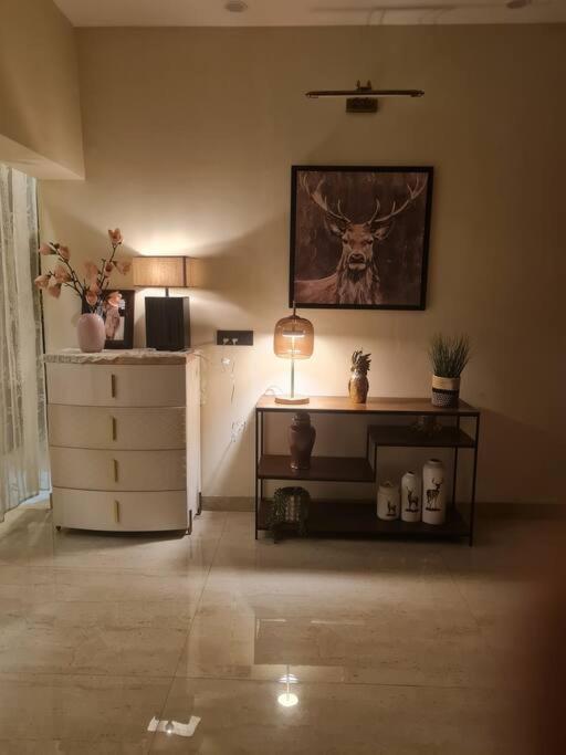 A Luxury Abode In The Heart Of South Delhi! Apartment